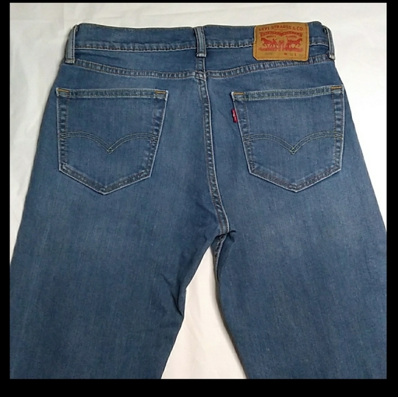 Levi's 505 Med.Wash Straight Lightly Distressed Denim - Picture 2 of 14